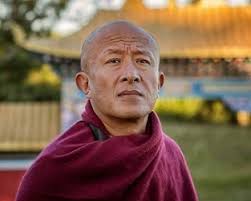 Scene from Looking for a Lady with Fangs